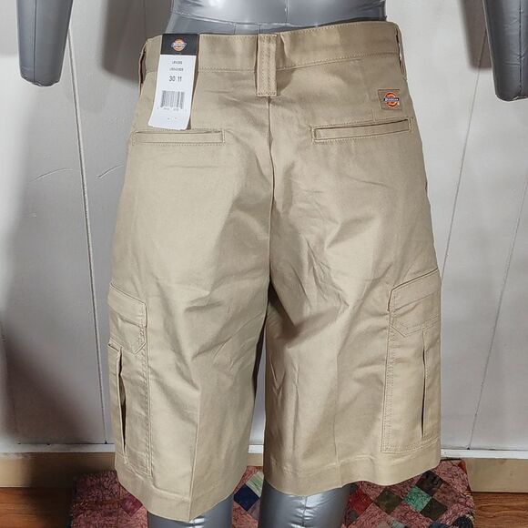 Dickies Regular Fit Cargo Shorts, 11", Desert Sand - Picture 4 of 11